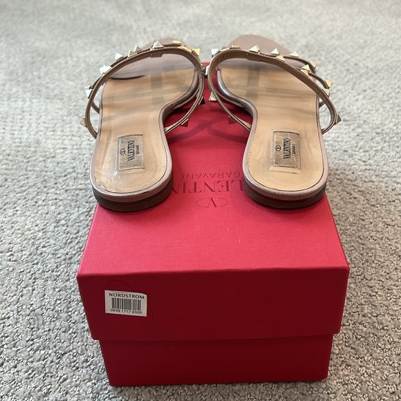 Authentic Valentino studded sandals - Picture 3 of 5
